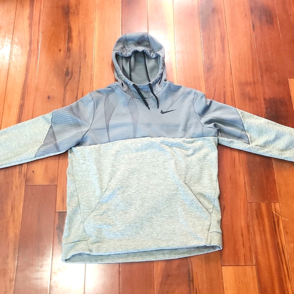 Nike Dri-fit hoodie